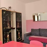 Appartamento Con Terrazza Panoramica In Marina.