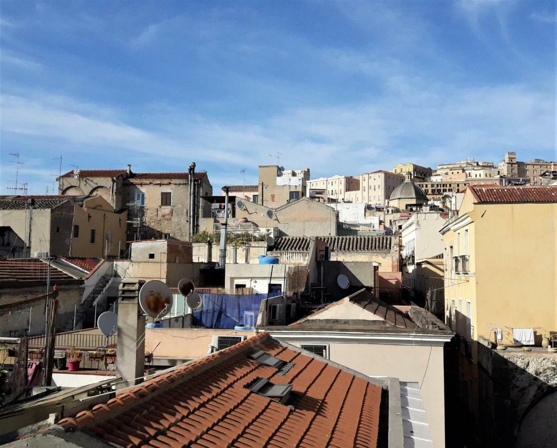 Con Terrazza Panoramica In Marina. *